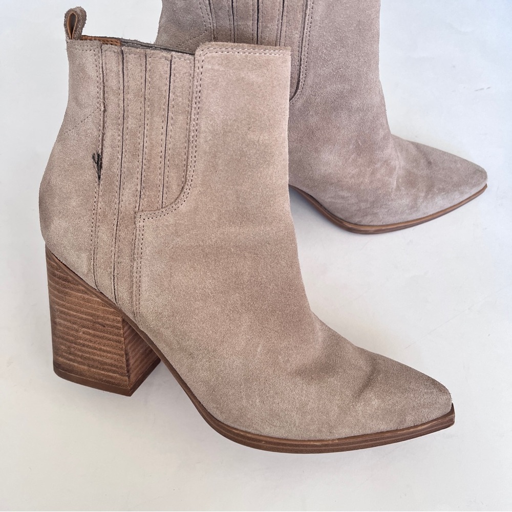 Marc Fisher Suede Tan Ankle Boots Size 9.5 - Picture 3 of 12